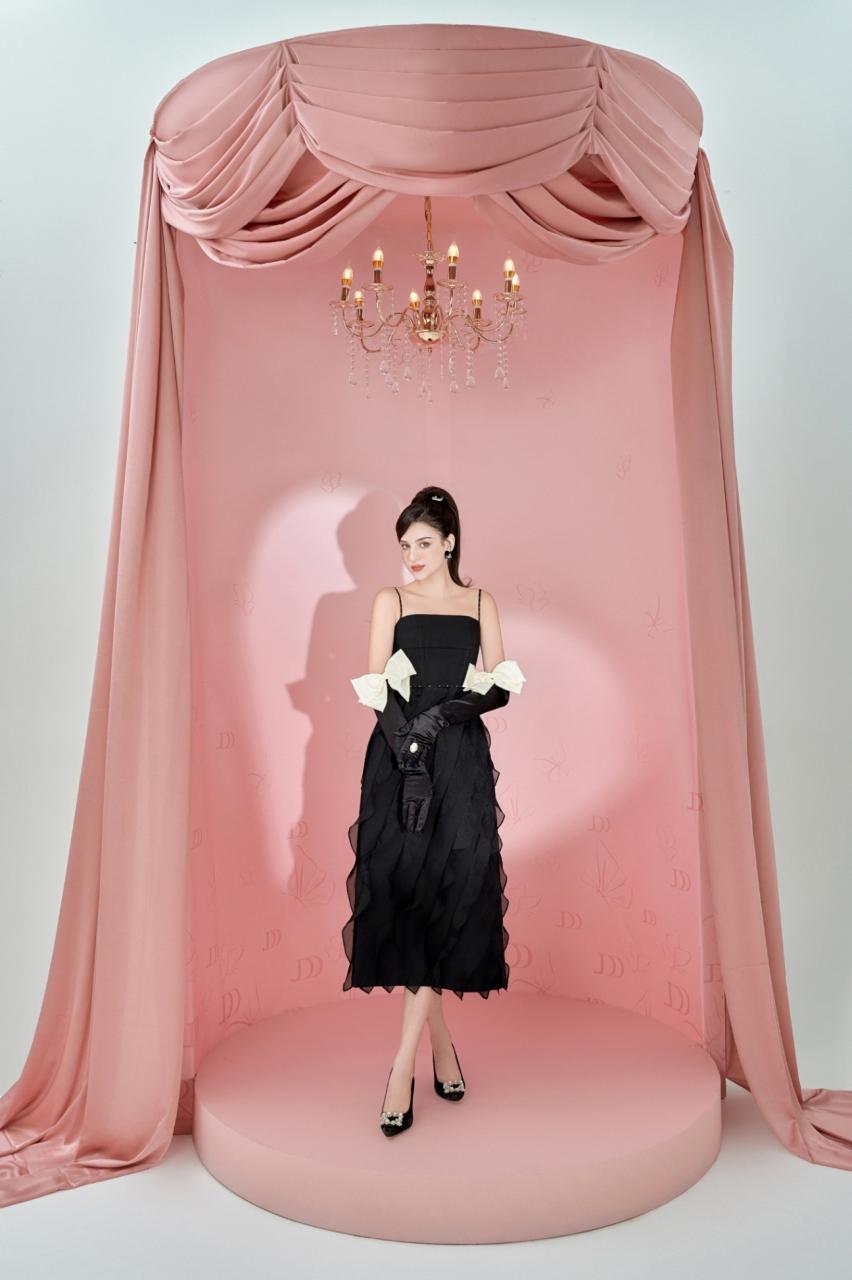 COUP DE FOUDRE - FESTIVE COLLECTION'23
