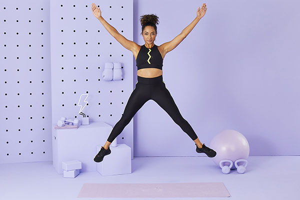 Cách tập Jumping Jacks đơn giản, dễ thực hiện mà bạn nên tham khảo