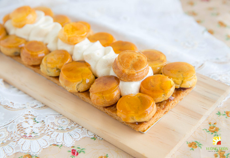 Bánh Saint - honoré