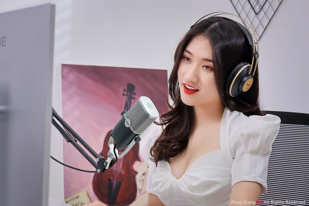 Micro chuyên nghiệp Studio AKG ARA