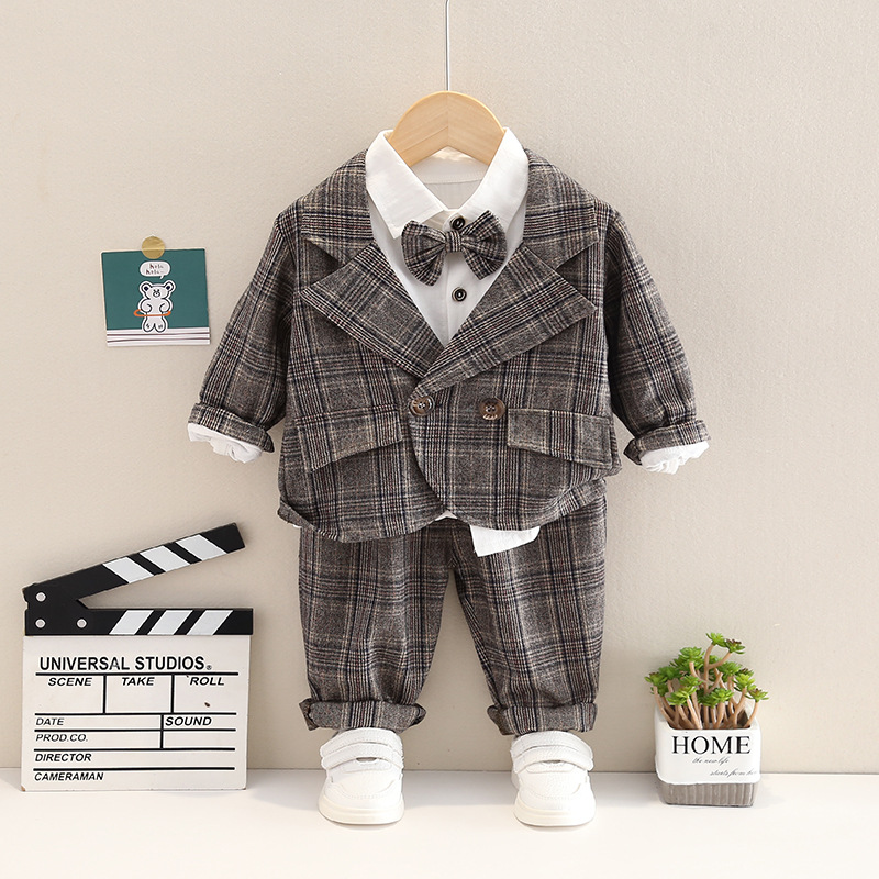 [🛒🇻🇳]V500 – Set Đồ Vest Bé Trai Caro Kèm Nơ – Màu Nâu – Tohoo , SKU – V500 – moby.com.vn 🇻🇳🛒Top1Shop🛒 🇻🇳Top1Vietnam🇻🇳 🛍🛒🇻🇳