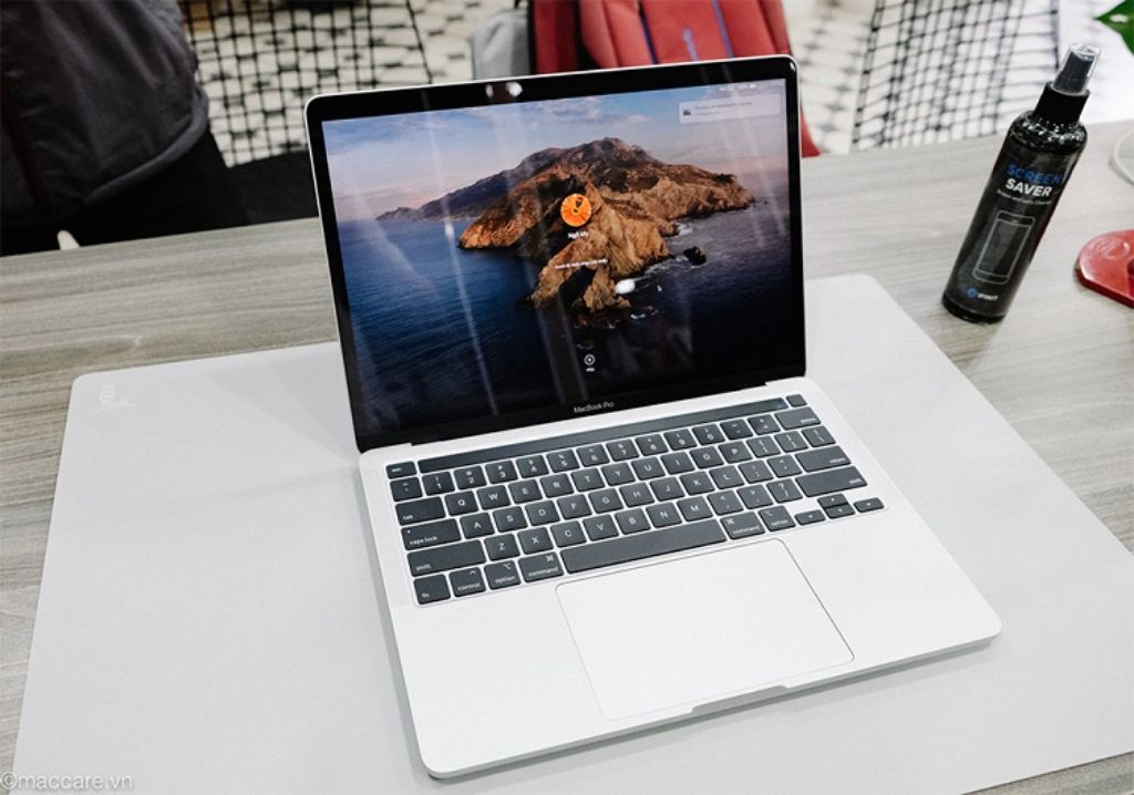 đơn vị mua bán Macbook cũ chính hãng tại TPHCM