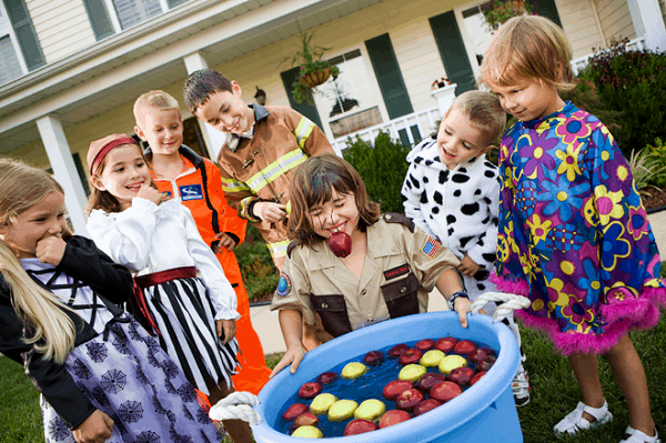 Các tập tục trong lễ hội Halloween 