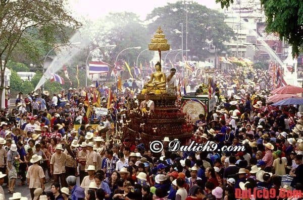 Hướng dẫn, kinh nghiệm du lịch Thái Lan dự lễ hội té nước dịp giỗ Tổ Hùng Vương