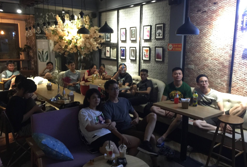 Quán cafe ở Hà Nội mở xuyên đêm. Wingston Cafemart