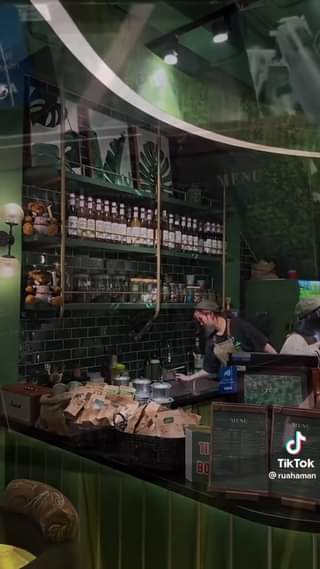 [☕️🇻🇳] Mai Cafe- Cà phê, nước uống và bánh ngọt 🥤 Top1Coffee ☕️ Noel thì cần gì nến và hoa, vì em chính là món quà  Thanks for coming  
 Repost from @Hồng Ngọc  @Diễm Ngân @Nguyễn Lê Kỳ Duyên
 , shares-0✔️ , likes-39❤️️ , date-2022-12-03 03:46:30🇻🇳🇻🇳🇻🇳📰🆕