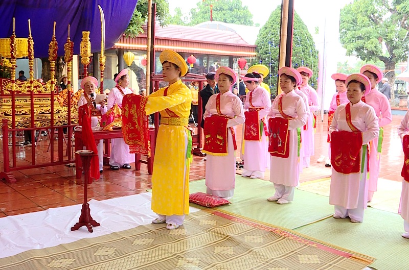 Ninh Bình có lễ hội nào? Thông tin các lễ hội lớn ở Ninh Bình. Lễ hội báo bản Nộn Khê