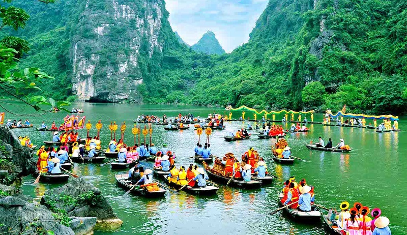 Thông tin các lễ hội ở Ninh Bình về thời gian, địa điểm diễn ra. Lễ hội Tràng An Ninh Bình