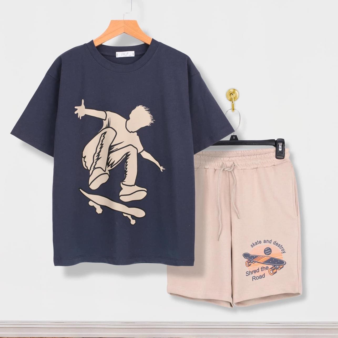 [🆕🇻🇳] MamimO Shop – Bán buôn – bán lẻ thời trang xuất khẩu trẻ em😎❤️️⭐️ Hàg #Hot về thêm full sz các bác vụt nhanh ạ
E vét kho đc gần 50b thôi, bác nào trc hụt hú e siếp nhé
Sz : XS S M L ( ~45kg – 75kg )
Pr : 1 9 5 k
Combo 3 , shares-0✔️ , likes-11❤️️ , date-2024-04-23 15:03:48🇻🇳🇻🇳🇻🇳📰🆕