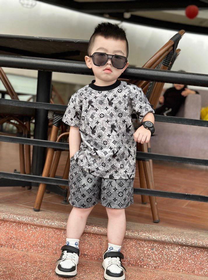 [🆕🇻🇳] Xoài’s Corner, các mẹ sẽ tìm được những món đồ phù hợp cho các bé 😎❤️️⭐️ Nhìn bảnh thế chứ lị
Xsaccc ce eiii
Cả bộ xịn sò có 120k
Size 140: 20-25kg
Size 150: 25-28kg
, shares-0✔️ , likes-0❤️️ , date-2024-05-17 06:51:24🇻🇳🇻🇳🇻🇳📰🆕