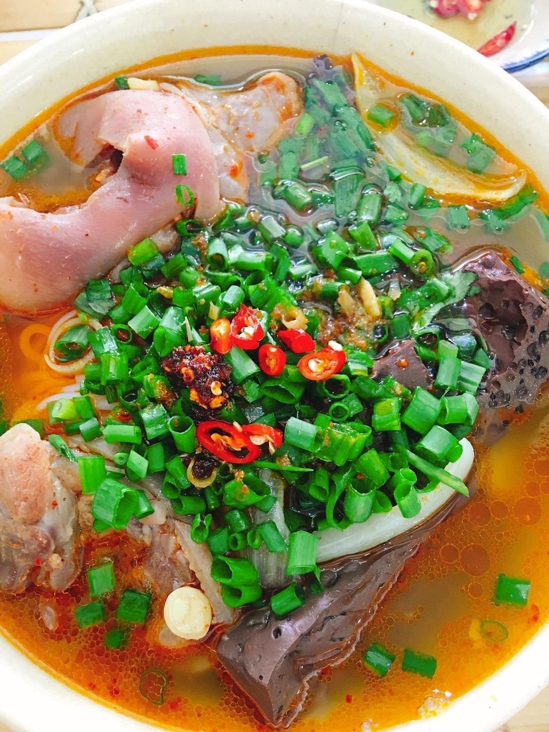 [🆕🇻🇳] CÀ MÈN – Đặc sản quê hương Quảng Trị 🍔 Top1Food 🍜 Bún bò giò đây rồi anh chị ơiiiiii!

Mèn nhận giao khắp Sài Gòn từ 7h sáng mai. Nếu anh chị tiện đường thì cứ ghé Mèn nhe, Mèn cũng phục vụ ăn tại chỗ luôn , shares-1✔️ , likes-16❤️️ , date-2024-05-23 12:34:22🇻🇳🇻🇳🇻🇳📰🆕
