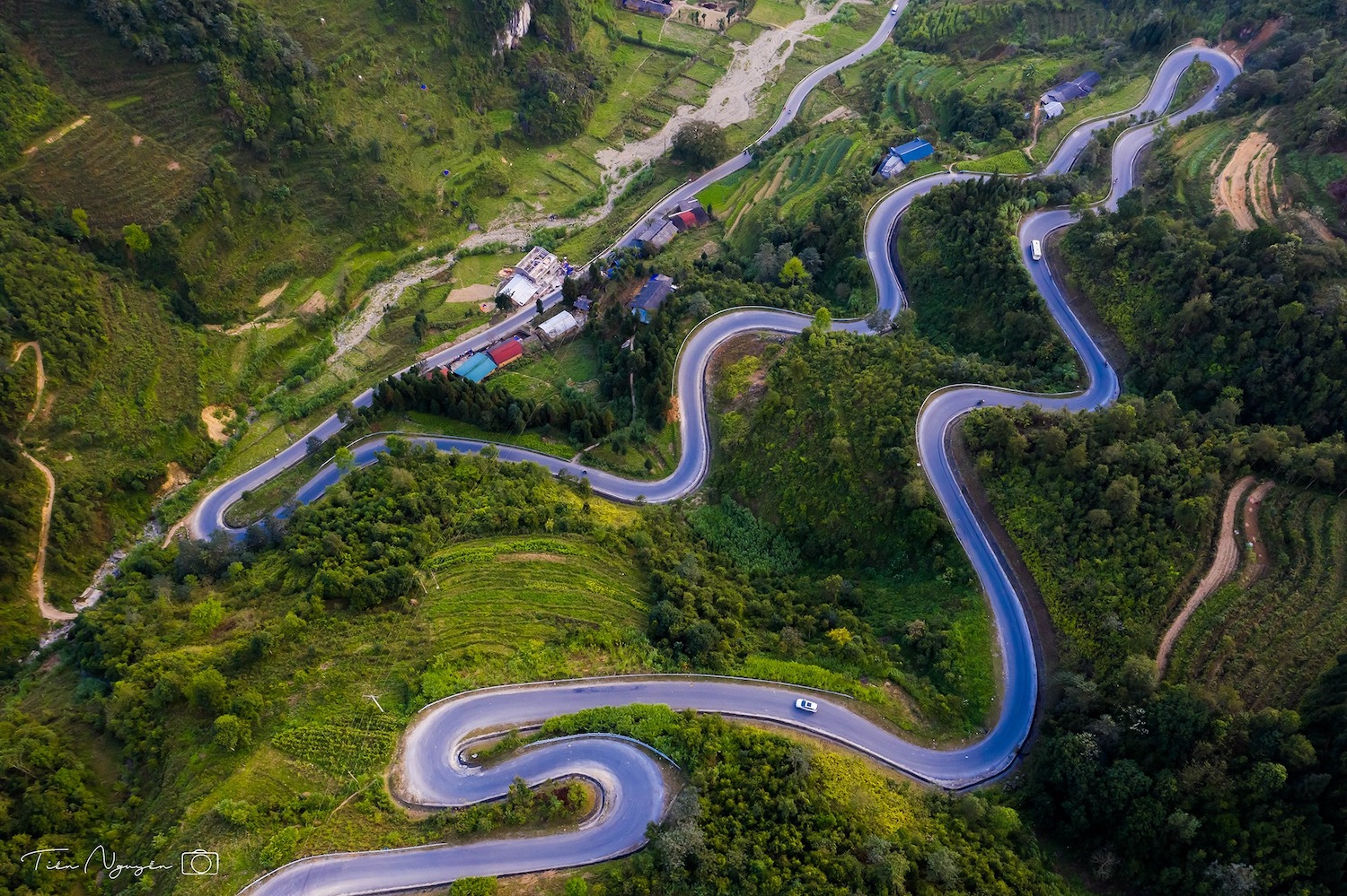 Các con dốc ở Hà Giang. Đèo Mã Pí Lèng