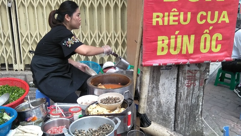 Quán bún riêu cua ở Hà Nội. Quán bún riêu ngon tại Hà Nội