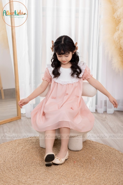 [🛒🇻🇳]Váy bé gái hồng cổ trắng đính nơ Ag0161 – AlberKids , SKU – AG0161-90 – alberkids.vn 🇻🇳🛒Top1Shop🛒 🇻🇳Top1Vietnam🇻🇳 🛍🛒🇻🇳