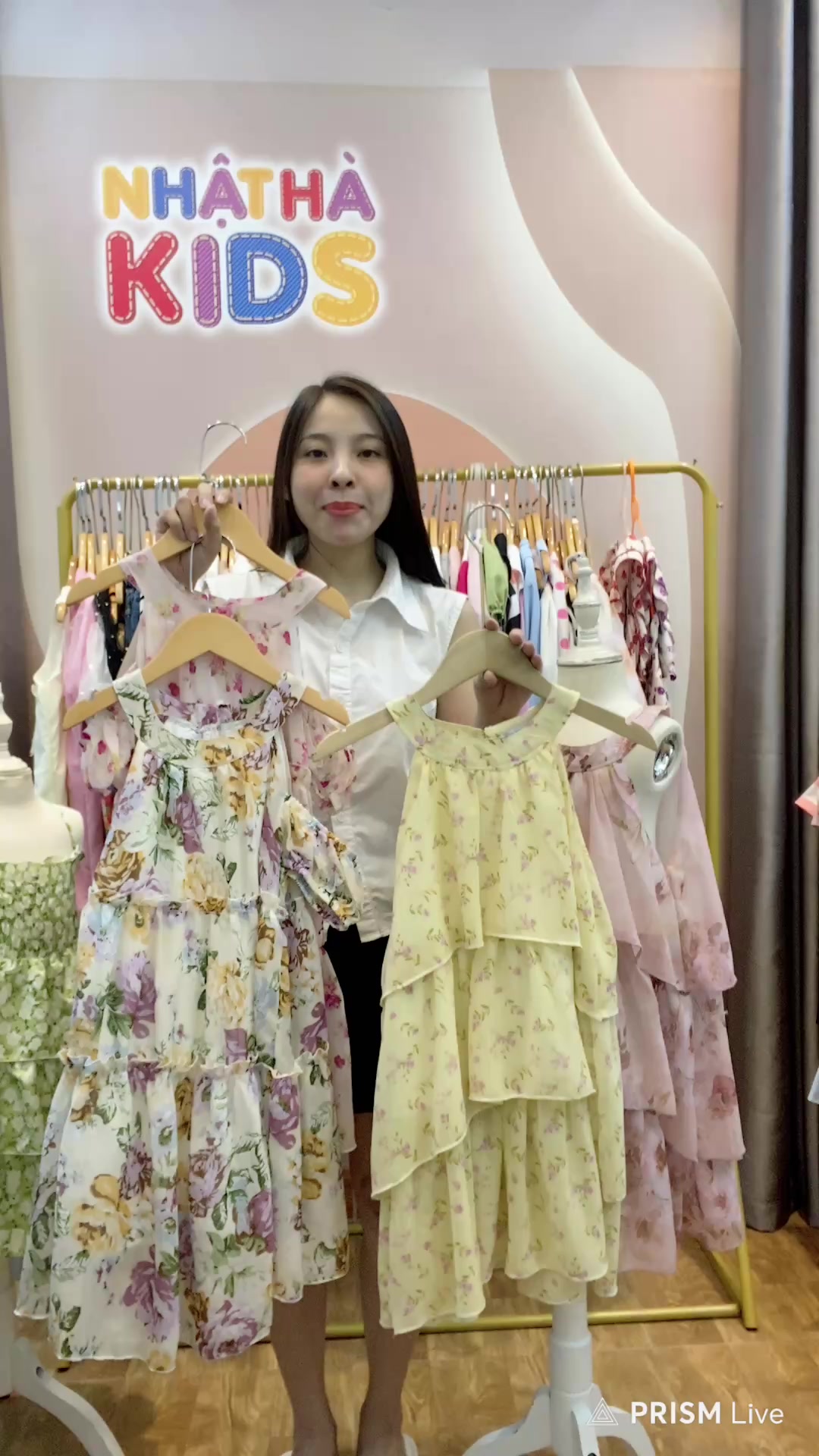 [🆕🇻🇳] Nhật Hà Kids – Thời trang thiết kế cho bé yêu! 🧑‍🧒❤️️👶⭐️ Váy hoa đi biển cho bé chỉ #139k
Đủ size 14 – 45kg, freeship đơn 2 chiếc
, shares-2✔️ , likes-91❤️️ , date-2024-06-12 10:19:36🇻🇳🇻🇳🇻🇳📰🆕