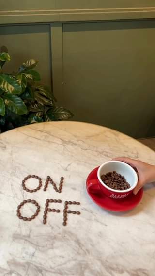 [🆕🇻🇳] Eddies D1 Diner – Eddie’s District 1 serves Authentically American Cuisine in our Original 1950’s Style Diner 🍔 Top1Food  🍜  Now here’s a deal to cluck about! Save over 40% off on Tasty Clucking Tuesdays at Eddie’s! 

Join us every Tuesday for our delicious chicken burgers, now  , shares-1✔️ , likes-110❤️️ , date-2024-06-10 11:00:19🇻🇳🇻🇳🇻🇳📰🆕