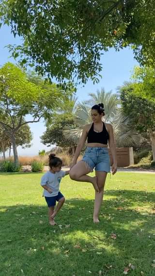 [🆕🇻🇳] Nguyễn Hiếu Yoga🧘 Top1Yoga 🧘 Cha mẹ tỉnh thức là cha mẹ ý thức mình đang là cha mẹ, đừng mang những vai trò xã hội về với con. Hãy đặt mình trọn vẹn trong ý thức mình đang có con, biết , shares-0✔️ , likes-0❤️️ , date-2024-06-01 04:00:22🇻🇳🇻🇳🇻🇳📰🆕