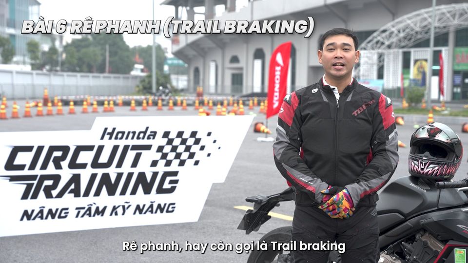 [🆕🇻🇳] Honda BigBike Việt Nam – Xe phân khối lớn của Honda tại Việt Nam 🚗 Top1Go 🏍️  [Series hướng dẫn kỹ năng lái xe BigBike] Trail BrakingViệc làm chủ chiếc xe là yếu tố quan trọng giúp BigBros tự tin vượt qua mọi thử thách trên đường.  , shares-11✔️ , likes-123❤️️ , date-2024-04-28 14:49:08🇻🇳🇻🇳🇻🇳📰🆕