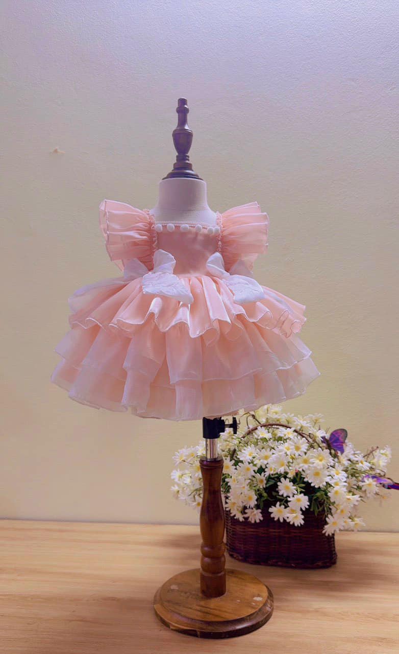 [🆕🇻🇳] Tiệm Order CoCa Kids 😎❤️️⭐️ Set 3 chi tiết
Kèm quần chíp và băng đô
Toàn bộ váy lót lớp lụa mềm
Bao mềm , phồng
Không ráp ngứa da bé
Size
S: 6-8kg
M: 8-10kg
L: 10-12kg
, shares-0✔️ , likes-0❤️️ , date-2024-04-22 12:38:40🇻🇳🇻🇳🇻🇳📰🆕