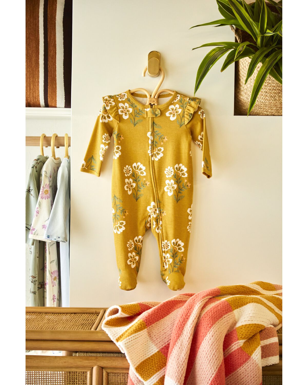 [🆕🇻🇳]  Nhà Bún – Chuyên đồ sơ sinh, đồ trẻ em xuất dư  😎❤️️⭐️ 𝐆𝐈𝐀́ 𝟏𝟐𝟎𝐊/𝐂 𝐒𝐀𝐋𝐄 𝐂𝐎𝐌𝐁𝐎 𝟐𝟓𝟎𝐊/𝟑𝐂 + 𝐌𝐈𝐄̂̃𝐍 𝐒𝐇𝐈𝐏
NHANH TAY ĐỂ CÓ SET XINH
KIỂM HÀNG TRƯỚC KHI THANH TOÁN NHA MẸ!
BODY CHIP Món đồ cần thiết cho Con nè Mẹ!!! Vừ , shares-8✔️ , likes-203❤️️ , date-2024-05-10 14:56:26🇻🇳🇻🇳🇻🇳📰🆕