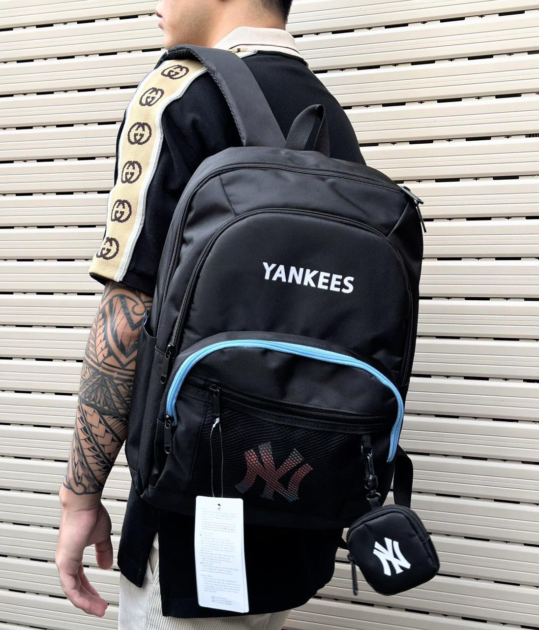 [🆕🇻🇳]  Măng Kids chuyên các mặt hàng xuất dư, xuất xịn 😎❤️️⭐️ BALO MLB NY YANKEES KID NEW2024
• Kích thước | 43cm x 32cm x 12cm
• Chất liệu 100% polyester hãng
• Nhiều ngăn , nhiều chi tiết cực xịn
• Full phụ liệ , shares-0✔️ , likes-7❤️️ , date-2024-05-28 02:18:25🇻🇳🇻🇳🇻🇳📰🆕