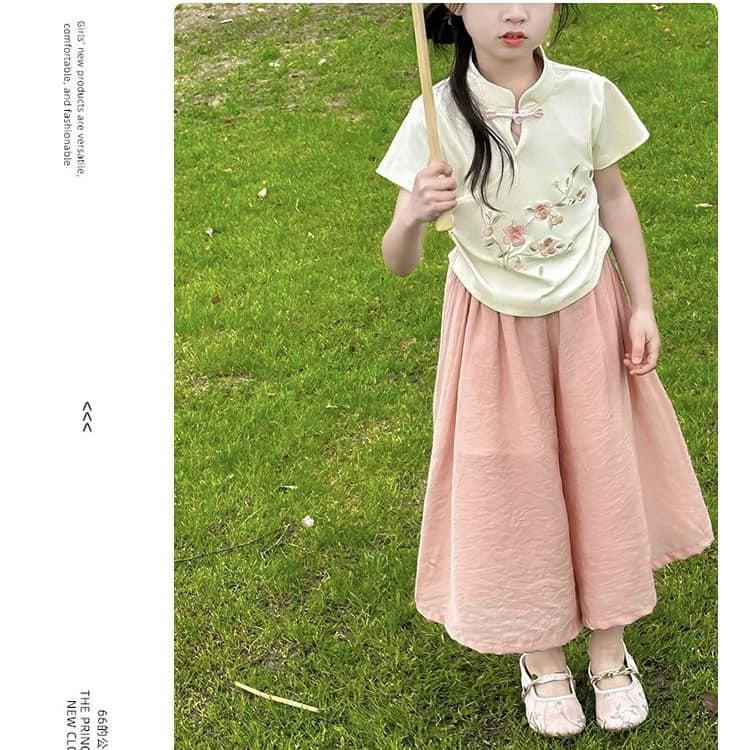 [🆕🇻🇳] Bánh Tiêu’s Closet – Chuyên order quần áo trẻ em,phụ kiện trẻ em và gia đình 😎❤️️⭐️ Quá ư là tiểu thư đài cát! Nhẹ nhàng chỉ 195k/bộ k vợt nhanh gọn lẹ là uổn lém.
Có size cho các bé iu từ 15-45kí.Hàng Quảng Châu về tay.
, shares-0✔️ , likes-4❤️️ , date-2024-06-06 06:55:46🇻🇳🇻🇳🇻🇳📰🆕