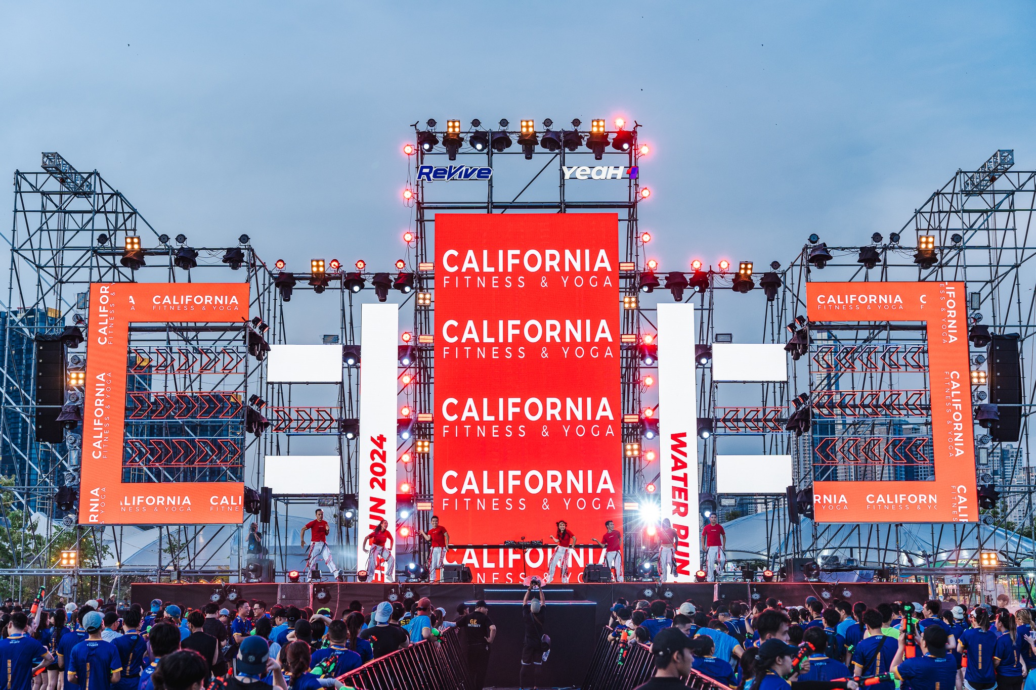 [🆕🇻🇳] California Fitness & Yoga Centers Vietnam 🏋️ Top1Gym 💪 Một trong những điểm nhấn ấn tượng tại Revive Water Run 2024 chính là màn khởi động tràn đầy năng lượng đến từ các Huấn luyện viên GroupX của California Fi , shares-5✔️ , likes-173❤️️ , date-2024-05-30 13:01:10🇻🇳🇻🇳🇻🇳📰🆕