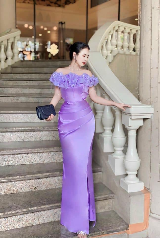 [🆕🇻🇳]  Shop TS Thiết kế cao cấp 😎❤️️⭐️ Xinh quá  luôn đó chèn ơii
Em lên mẫu mới xinhh xinh lắm lắm ấyy nàng ơiii! Chiếc váy Dạ hội Thiết kế cưng hết sức luônn ấy ạ ,chất liệu lụa hàn cao cấp,  , shares-5✔️ , likes-149❤️️ , date-2024-06-01 06:48:16🇻🇳🇻🇳🇻🇳📰🆕