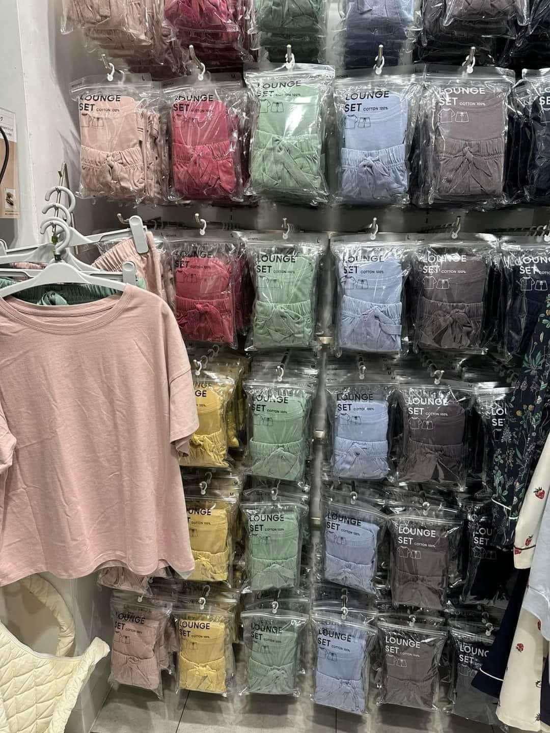 [🆕🇻🇳] Shop mẹ bé Hồng Ánh authenic 😎❤️️⭐️ Deal duy nhất giá phát lộc cho hôm nay !!! Bộ cộc cotton siêu mềm , mát cả nam và nữ !
Giá sale hôm nay !!!!!! #250k
từ size xl + #10k
Chụp ảnh màn h , shares-0✔️ , likes-8❤️️ , date-2024-06-11 08:10:07🇻🇳🇻🇳🇻🇳📰🆕