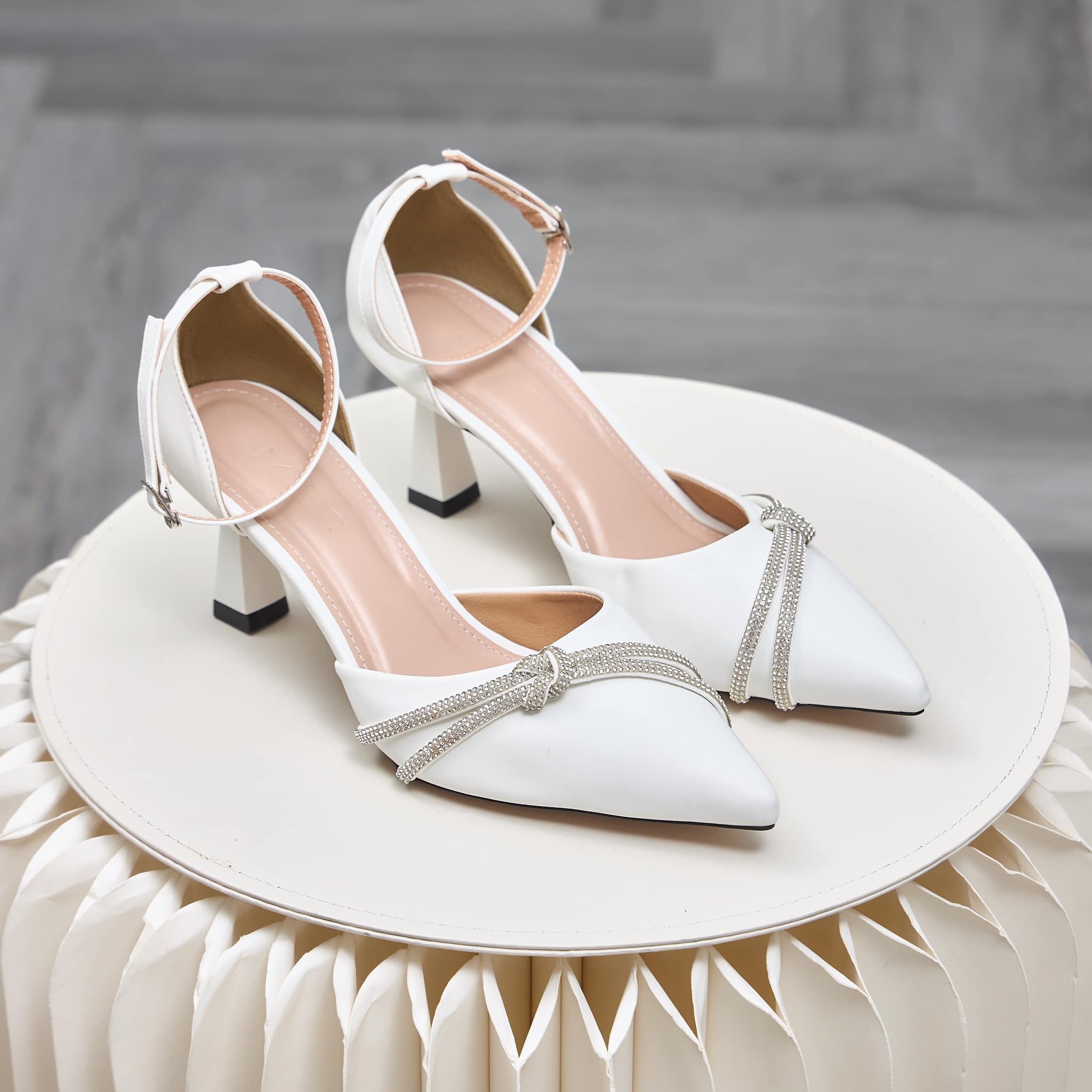 [🆕🇻🇳] Nhà Hạt Dẻ – Thời trang Trẻ em và Gia đình 😎❤️️⭐️ EM VỀ ĐIỆN THOẠI KUROMI
 Đã dấn thân vào Kuromi thì không thể thoát ra được luôn á. Gu của con nhà mẹ nào thì quất đi thôi nà. Màu tím siêu xinh, các bé th , shares-0✔️ , likes-0❤️️ , date-2024-06-12 00:09:33🇻🇳🇻🇳🇻🇳📰🆕