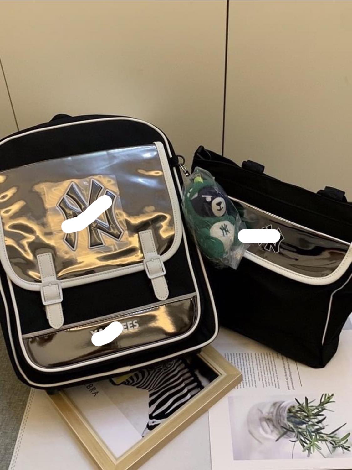 [🆕🇻🇳] BỐP BỰ – Chuyên quần áo trẻ em cao cấp 🧑‍🧒❤️️👶⭐️ • 𝓝𝓮𝔀 𝓐𝓻𝓻𝓲𝓿𝓪𝓵 • • 𝓝𝓮𝔀 𝓐𝓻𝓻𝓲𝓿𝓪𝓵 •Ba-Lô cho bé đi họcE ôm SLL nên có giá cực kì ưu đãiBALO CHỐNG GÙ+ TÚI ĐEO CHÉO CHO BÉ
Sau lưng , shares-0✔️ , likes-2❤️️ , date-2024-06-26 14:38:16🇻🇳🇻🇳🇻🇳📰🆕