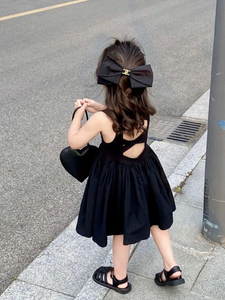 [🆕🇻🇳]  BEBÉ KIDS- Thời trang cao cấp cho bé yêu 🧑‍🧒❤️️👶⭐️ Đừng tiếc tiền với SIÊU PHẨM này! Bee Bé xin nhắc lại!! Vì TUỔI THƠ của con sẽ trôi qua rất nhanh
, shares-0✔️ , likes-0❤️️ , date-2024-06-26 13:12:26🇻🇳🇻🇳🇻🇳📰🆕