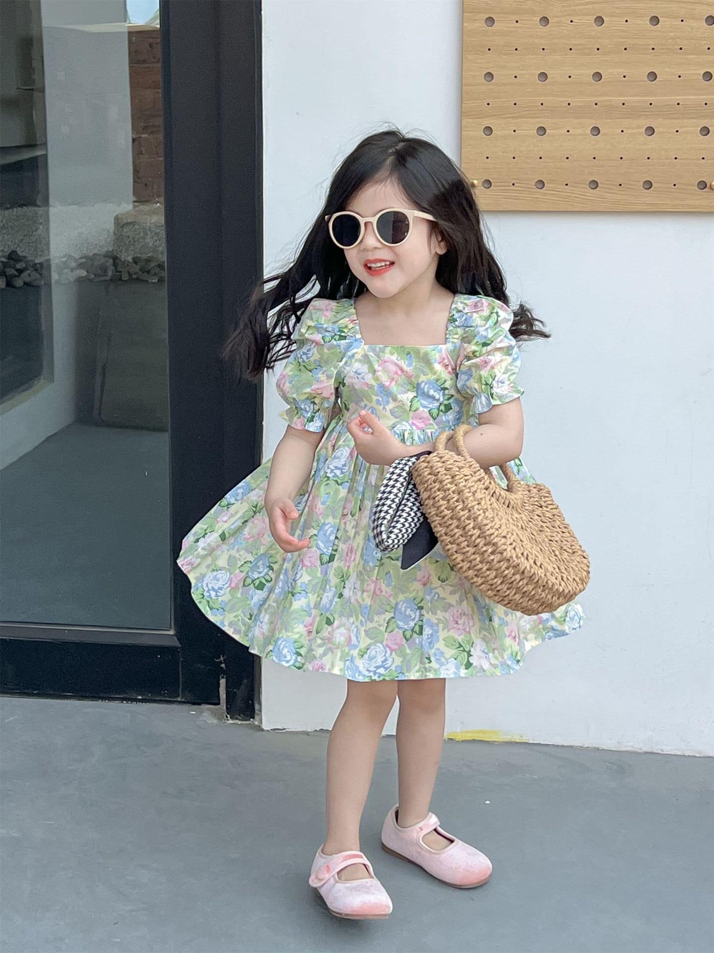 [🆕🇻🇳]  San San Kids – Quần áo trẻ em cao cấp 🧑‍🧒❤️️👶⭐️ BỘ SƯU TẬP XUÂN HÈ 2024 MỚI NHẤT
Màu: Vui lòng xem dưới hình.
HÀNG ORDER
Vui lòng xem giá dưới trong từng ảnh , chi tiêt xin liên hệ shop
========= , shares-2✔️ , likes-15❤️️ , date-2024-06-25 07:45:22🇻🇳🇻🇳🇻🇳📰🆕