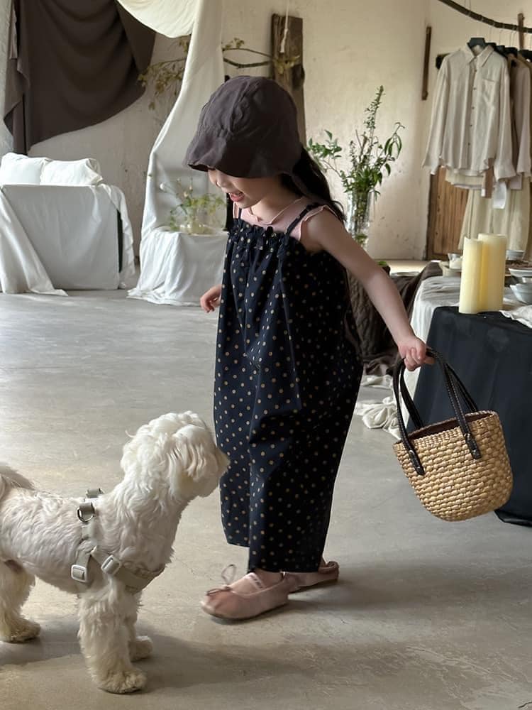 [🆕🇻🇳] Tiệm Nhà Bơ – 안녕하세요☀️ Tiệm chuyên đồ trẻ em Quảng Châu, mang style Hàn Quốc năng động cho bé🥑 🧑‍🧒❤️️👶⭐️ Set bi yếm mix áo balo
Size90-150
, shares-0✔️ , likes-2❤️️ , date-2024-06-26 13:13:57🇻🇳🇻🇳🇻🇳📰🆕