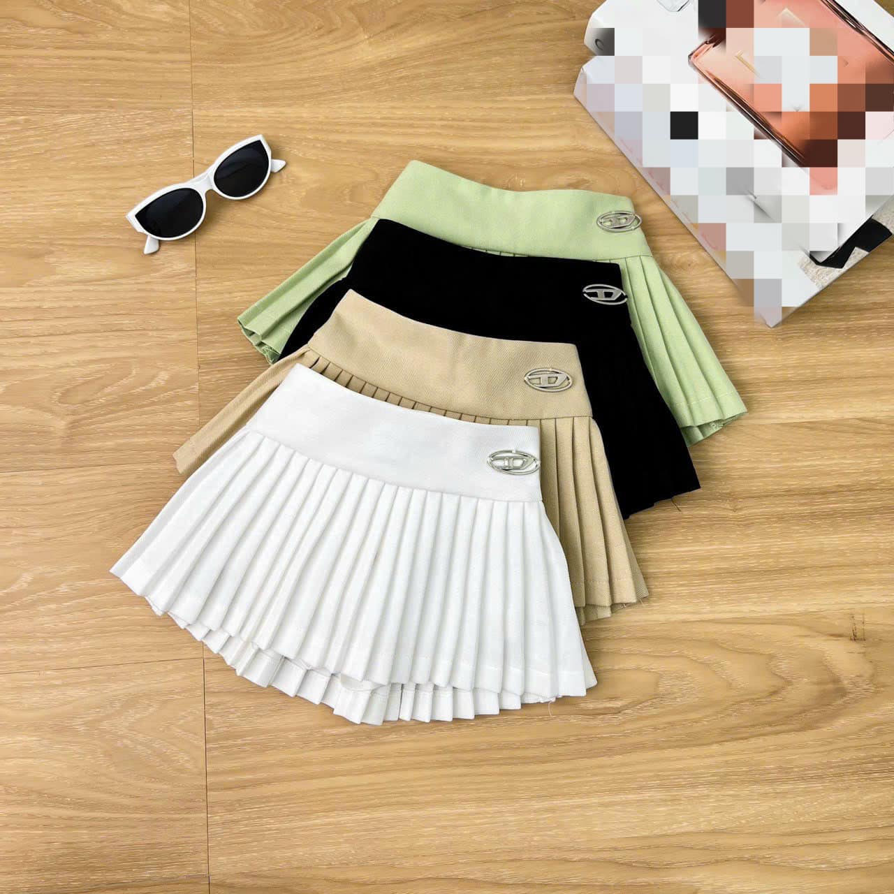 [🆕🇻🇳]  MỢ CHẢNH KIDS – LUXURY FASHION FOR KIDS 🧑‍🧒❤️️👶⭐️  Best sellerCó những dòng mà em bán 8 năm nay các chị mặc từ đời đầu còn giữ sản phẩm chắc vẫn đang đẹp nguyên như thườngBán đã quá nhiều những mẫu  , shares-0✔️ , likes-4❤️️ , date-2024-06-10 04:18:50🇻🇳🇻🇳🇻🇳📰🆕