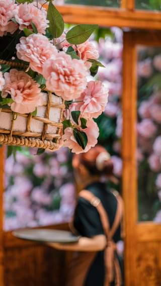 Mấy đoá hoa xinh trong vườn nhà Khóm Love all muse : 5 Trần Quý Khoách, phường Tân Định, quận 1.
: 7:00 - 22:00
: 0359368714