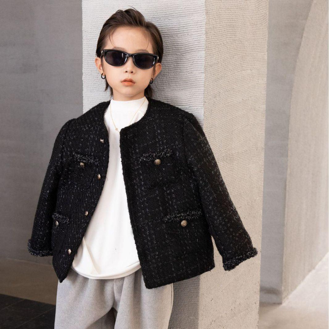 [🆕🇻🇳] BABYBUYvip – chuyên giày dép – quần áo cao cấp cho bé yêu 🧑‍🧒❤️️👶⭐️ NEW Autumn-winter collection
HÀNG CÓ SẴN
Hay hơn order là hàng có sẵn số lượng nên nhỡ không vừa còn đổi size đổi mẫu ạ
Đồ thu-đông đằng nào mẹ cx phải mu , shares-15✔️ , likes-359❤️️ , date-2023-10-11 16:39:48🇻🇳🇻🇳🇻🇳📰🆕