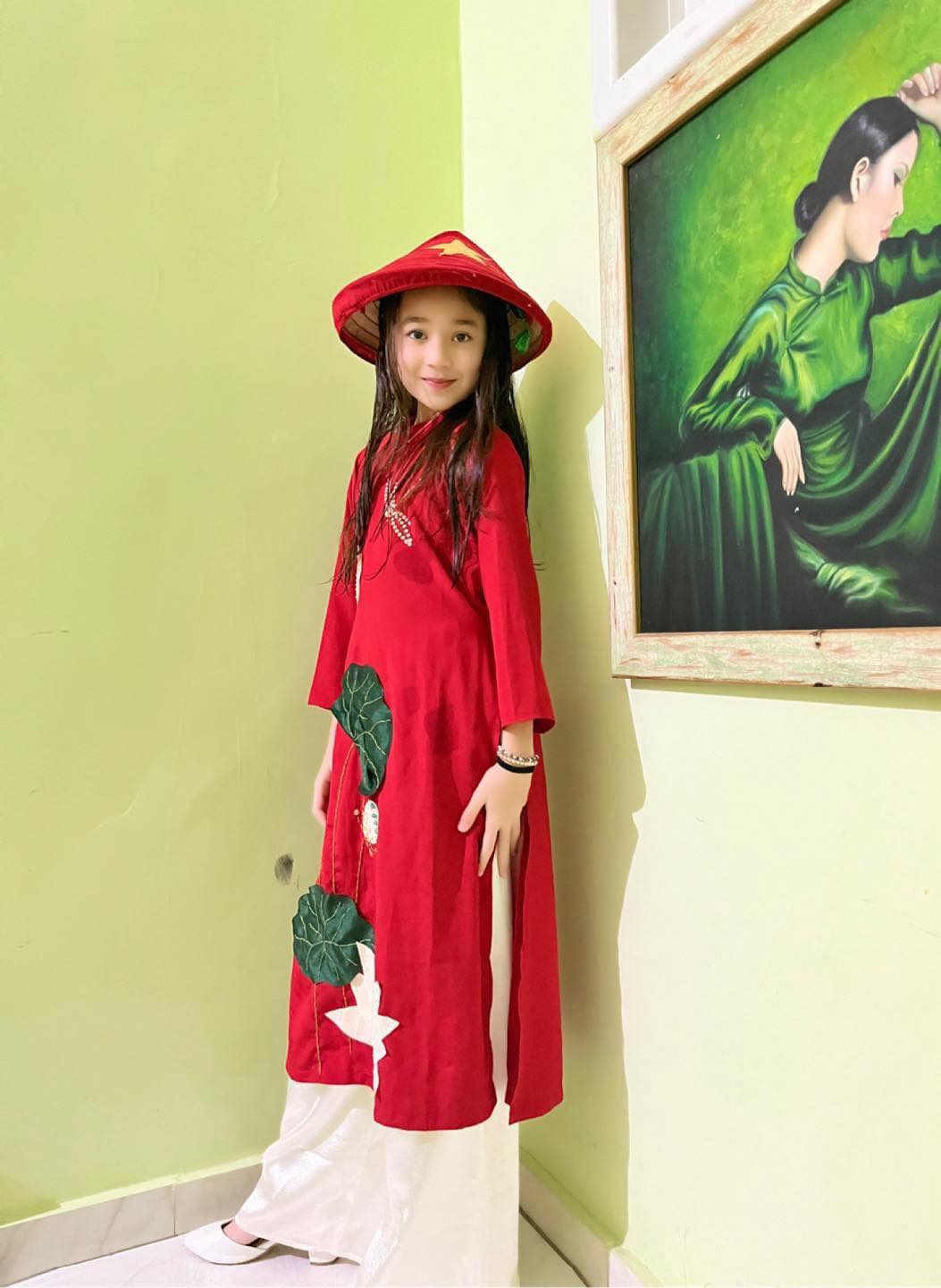 [🆕🇻🇳]  Phương Nguyễn Silk chuyên thiết kế áo dài trẻ em, áo dài mẹ & bé 🧑‍🧒❤️️👶⭐️ 𝙵𝚎𝚎𝚍𝚋𝚊𝚌𝚔 𝚜𝚒ê𝚞 𝚢ê𝚞 𝚝ừ 𝚔𝚑á𝚌𝚑 𝚑à𝚗𝚐 𝚗𝚑à 𝙿𝚑ươ𝚗𝚐 𝙽𝚐𝚞𝚢ễ𝚗 𝚂𝚒𝚕𝚔
______PNS______
Hotline: 0842327599
Website:  Inbox page để được tư vấn và đặt hàng nha!
𝗟𝗼𝘃𝗲, , shares-0✔️ , likes-6❤️️ , date-2024-01-14 21:02:40🇻🇳🇻🇳🇻🇳📰🆕