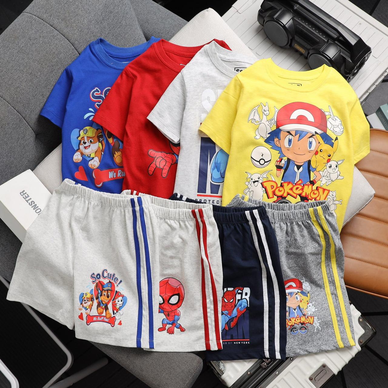 [🆕🇻🇳]  BIN’S HOUSE Chuyên Sỉ & Lẻ Hàng Hiệu Xuất Dư Trẻ Em 😎❤️️⭐️ #119k/b
#Miễn #Ship đơn 3 bộ
Size 12-23 kg
Bộ cotton xuất dư
– Nhận hàng được kiểm hàng trước
– Hổ trợ đổi size nếu không vừa.
– Hàng đẹp từ màu , shares-1✔️ , likes-5❤️️ , date-2024-02-18 14:42:35🇻🇳🇻🇳🇻🇳📰🆕