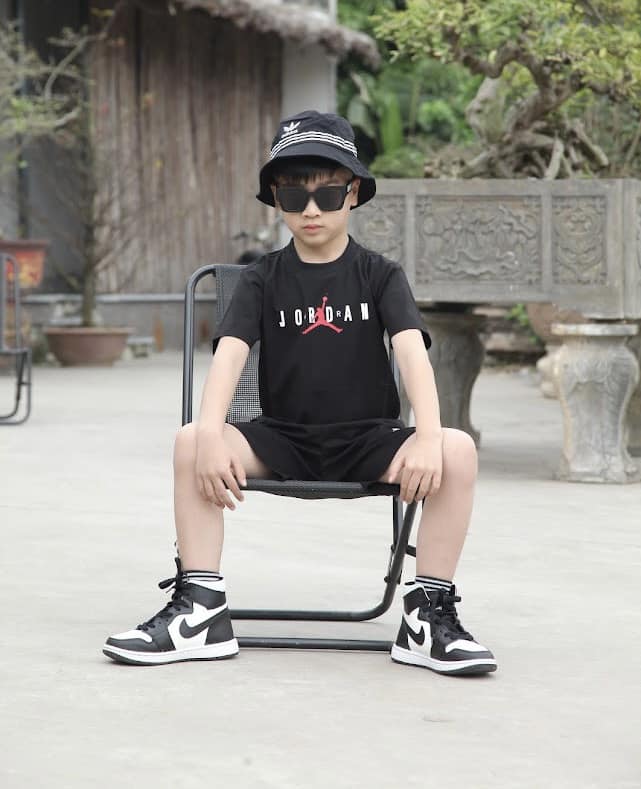 [🆕🇻🇳] FENDI Kids – Chuyên Quần Áo Thiết Kế VNXK, TQXK Cho Bé Yêu 🧑‍🧒❤️️👶⭐️ Set J.O.R.D.A.N bản Kids Khẳng định giống auth đến 99%
– Chất liệu vải dệt chính phẩm hãng 100% cotton co giãn 4 chiều mềm mại thấm hút mồ hôi cực thân th , shares-0✔️ , likes-8❤️️ , date-2024-03-12 18:32:21🇻🇳🇻🇳🇻🇳📰🆕