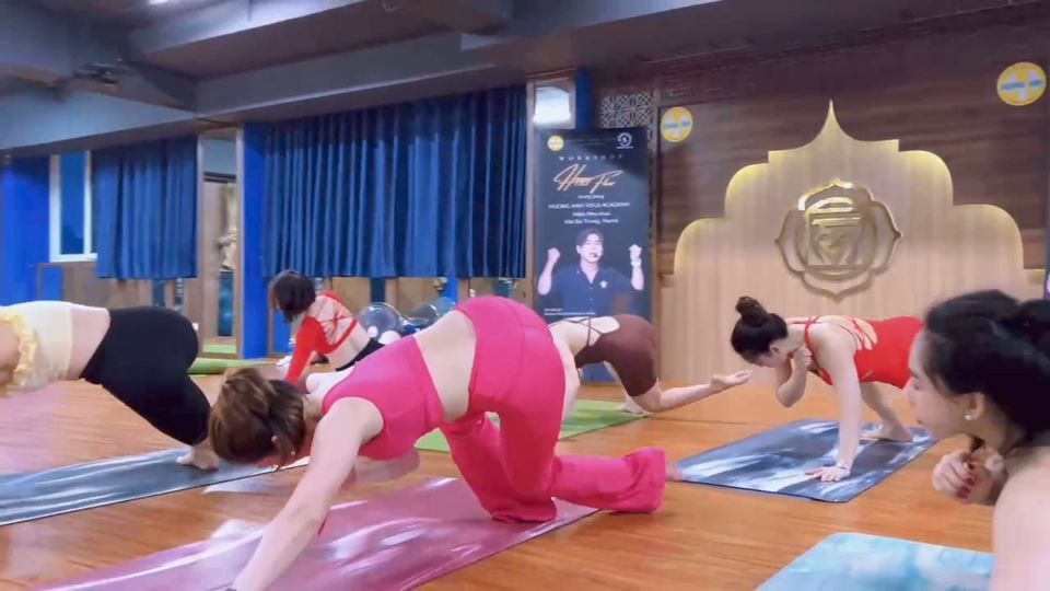 [🆕🇻🇳] Ula Yoga Duyên Dáng 🧘 Top1Yoga 🤸🏻‍♀️ Tình mẹ, công cha bao la như biển trời, tình mẹ chưa bao giờ có giới hạn đối với các con của mình. Sự hy sinh của người cha mãi mãi bạn không thể đền đáp.  , shares-0✔️ , likes-50❤️️ , date-2024-05-27 21:27:32🇻🇳🇻🇳🇻🇳📰🆕