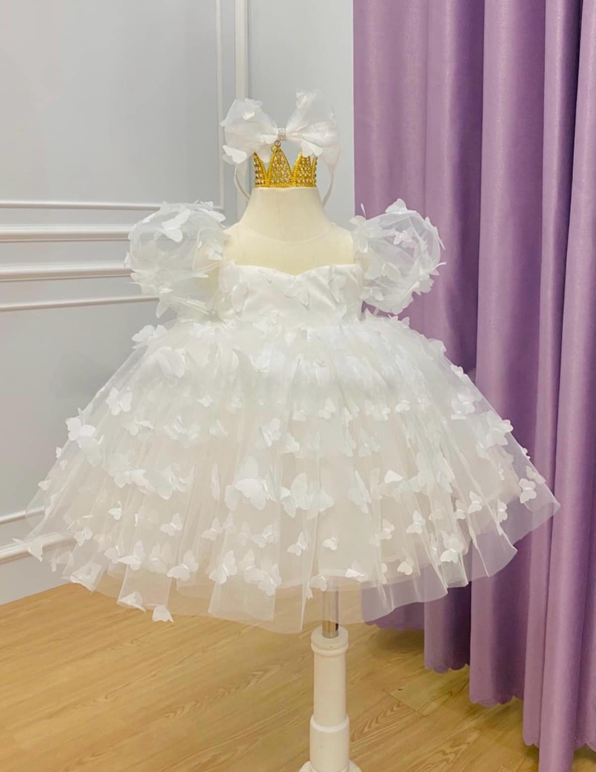 [🆕🇻🇳]  Yên Thư Kids – chuyên đầm công chúa, váy body, váy thôi nôi cho các bé 🧑‍🧒❤️️👶⭐️ Trắng này đủ mê chưa bé iu
Các mami ib cho Yên Thư luôn để được tư vấn miễn phí nha
, shares-0✔️ , likes-2❤️️ , date-2024-05-22 16:45:16🇻🇳🇻🇳🇻🇳📰🆕