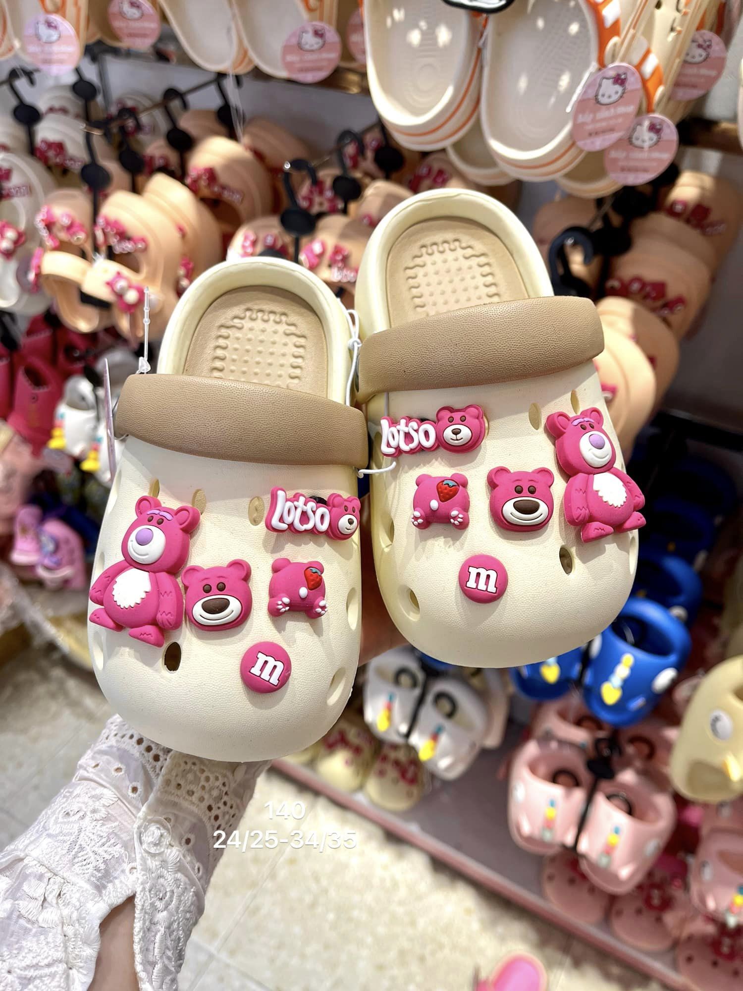 [🆕🇻🇳] Bắp Xinh Shop – Thời Trang Của Bé 🧑‍🧒❤️️👶⭐️ Hàng có sẵn tại các cơ sở ạh!
Đừng ngại ib cho Shop e nha!!! HỆ THỐNG CỬA HÀNG BẮP XINH   CS1 : 24Trịnh Đình Cửu – H.Mai.
0976548481
CS2 : 97 Kim Đồng
, shares-0✔️ , likes-8❤️️ , date-2024-04-17 15:20:39🇻🇳🇻🇳🇻🇳📰🆕