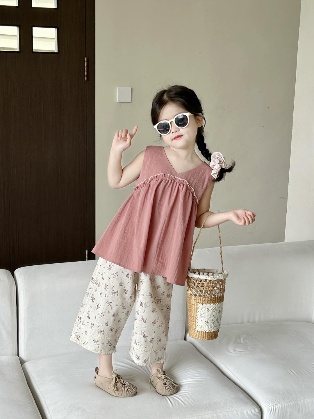 [🆕🇻🇳] danchau – Từ tình yêu dành cho những công chúa nhỏ 💓 🧑‍🧒❤️️👶⭐️ XINH ĐẸP CÁ TÍNH CHÍNH LÀ EM | 𝐍𝐄𝐖 𝐀𝐑𝐑𝐈𝐀𝐋Thiết kế mới nhất nhà Danchau nhẹ nhàng tạo điểm nhấn, âm thầm chinh phục mọi ánh nhìn mà không quá phô trương, shares-0✔️ , likes-12❤️️ , date-2024-05-01 01:22:21🇻🇳🇻🇳🇻🇳📰🆕