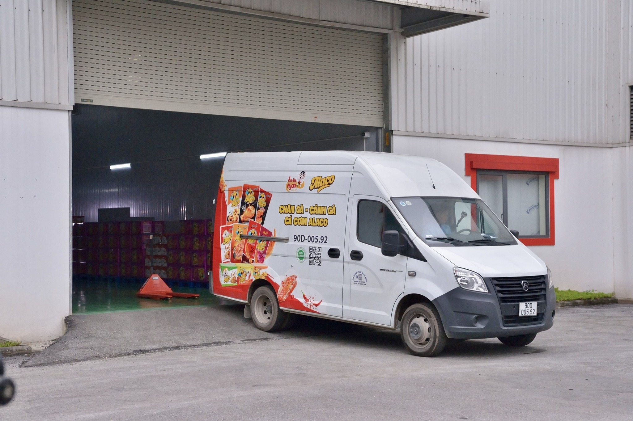 [🆕🇻🇳] Đồ ăn vặt ALACO chuyên chân gà, cánh gà, cá cơm ăn liền hot-trend của giới trẻ 🍔 Top1Food  🍜 Đội ngũ công nhân viên nhà ALACO vẫn đang gấp rút để bổ sung cho các đơn hàng sau một kì nghỉ lễ dài ~
 Chân gà, cánh gà, cá cơm ăn liền, đâu là loại mà bạ , shares-0✔️ , likes-2❤️️ , date-2024-05-02 20:58:16🇻🇳🇻🇳🇻🇳📰🆕