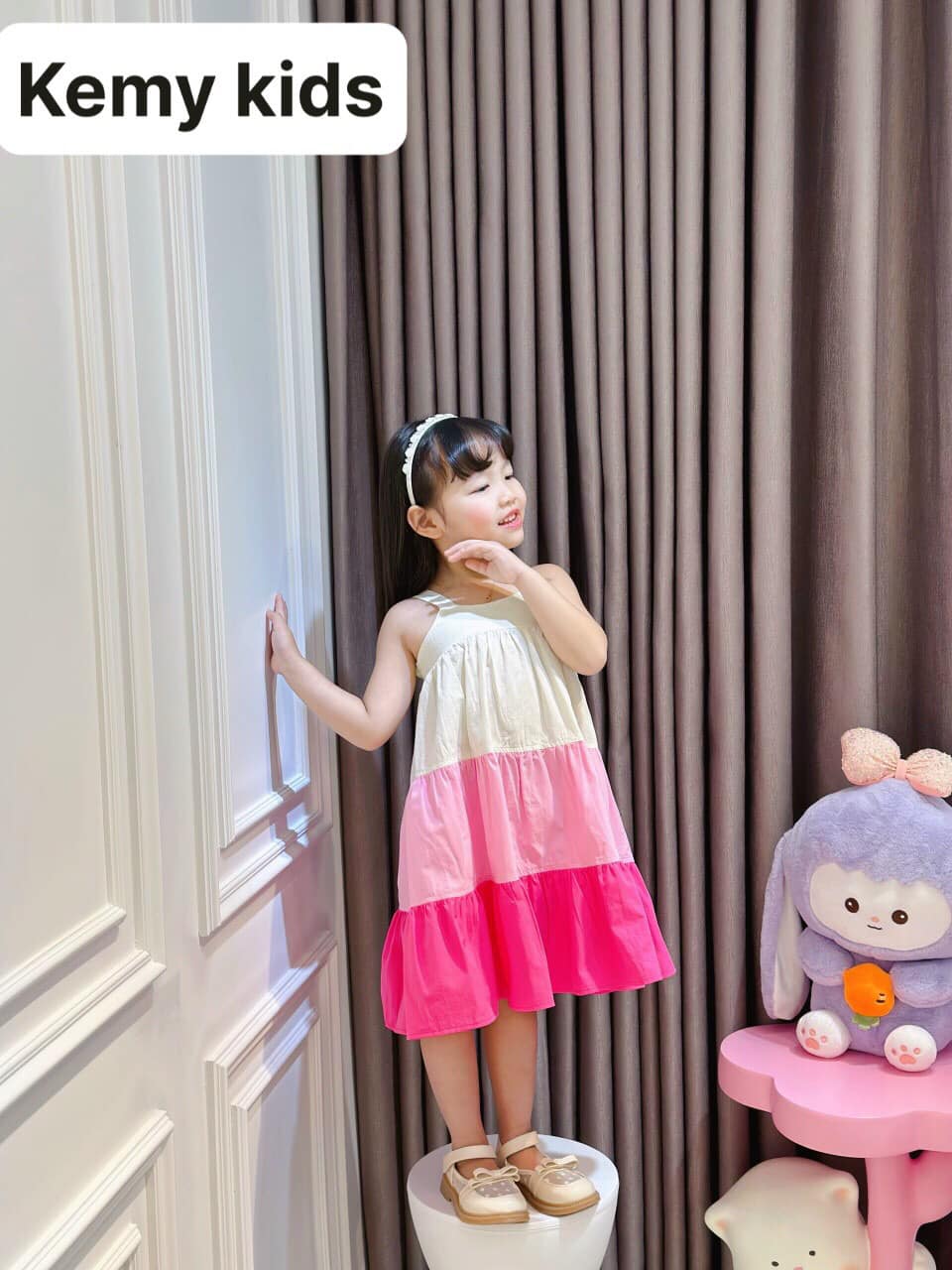 [🆕🇻🇳] Kemy Kids 😎❤️️⭐️ Mùa đi biển đến rồi, mẹ sắm váy 2 dây cho gái iu thôi ạaaaa.
Sz: 1-10y
—————————————-
KEMY KIDS Địa chỉ:  17 Ngô Thì Nhậm, Hà Đông, Hà Nội Liên hệ: 0983 , shares-0✔️ , likes-0❤️️ , date-2024-05-09 01:10:16🇻🇳🇻🇳🇻🇳📰🆕