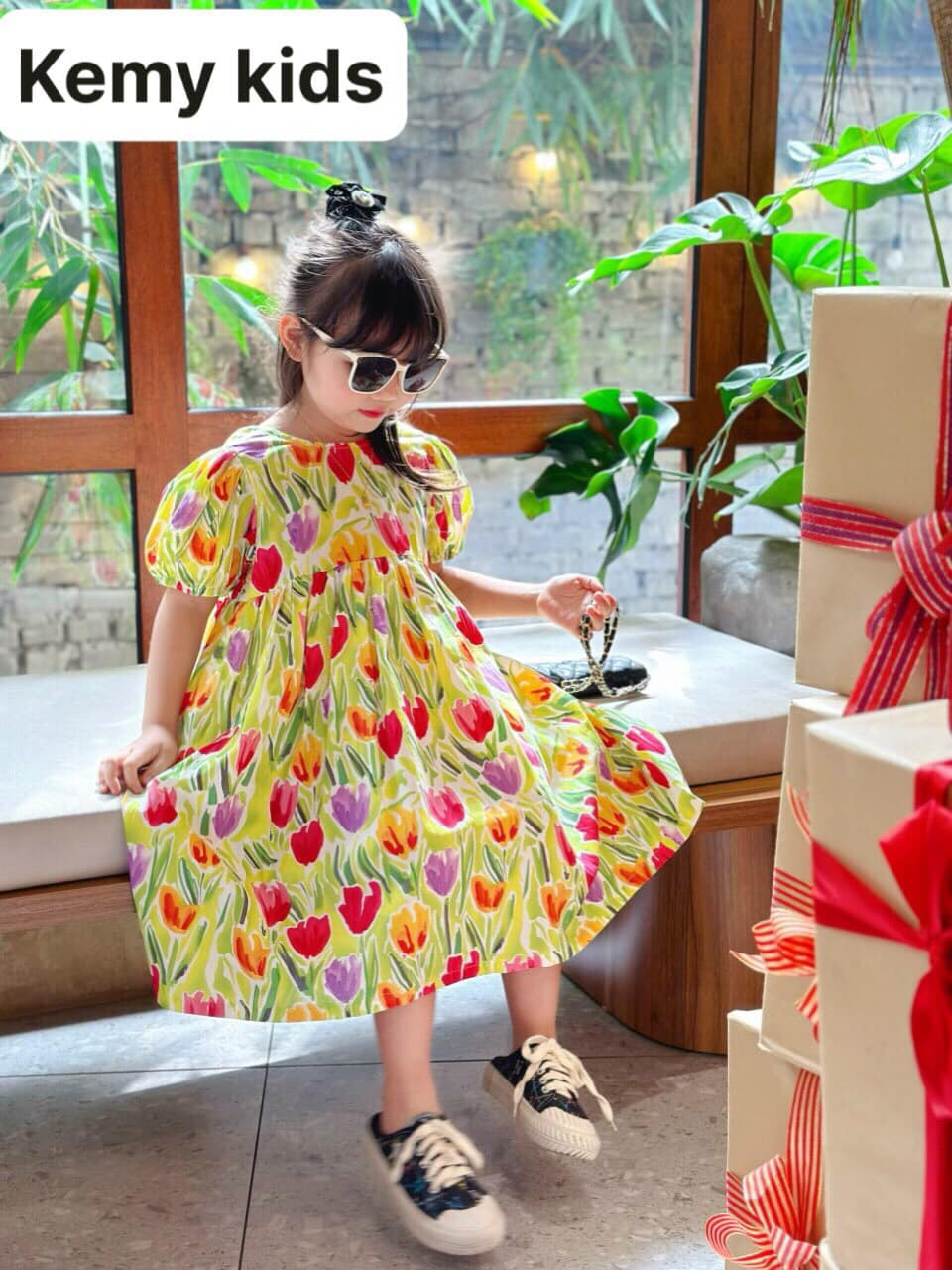[🆕🇻🇳] Kemy Kids 😎❤️️⭐️ Trend hoa tulip này lạ lắm – xinh yêu lạc lối
Nổi bật cực kỳ – hợp mọi hoàn cảnh luôn ạ
Thô cotton mềm đẹp
Size 1-10 tuổi (10-40kg)
—————————————-
, shares-0✔️ , likes-1❤️️ , date-2024-05-07 23:09:33🇻🇳🇻🇳🇻🇳📰🆕