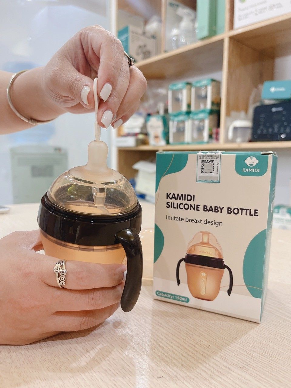 [🆕🇻🇳]  Kamidi Việt Nam – Sự lựa chọn hàng đầu của mẹ bầu Việt 🧑‍🧒❤️️👶⭐️ [GÓC FEEDBACK] Mở bát tháng 6 bằng những chiếc feedback siêu xịn xò từ các momKAMIDI CAM KẾT
100% sản phẩm chính hãng, được gắn tem iCheck từ Bộ Công Th , shares-1✔️ , likes-2❤️️ , date-2024-06-03 15:54:14🇻🇳🇻🇳🇻🇳📰🆕