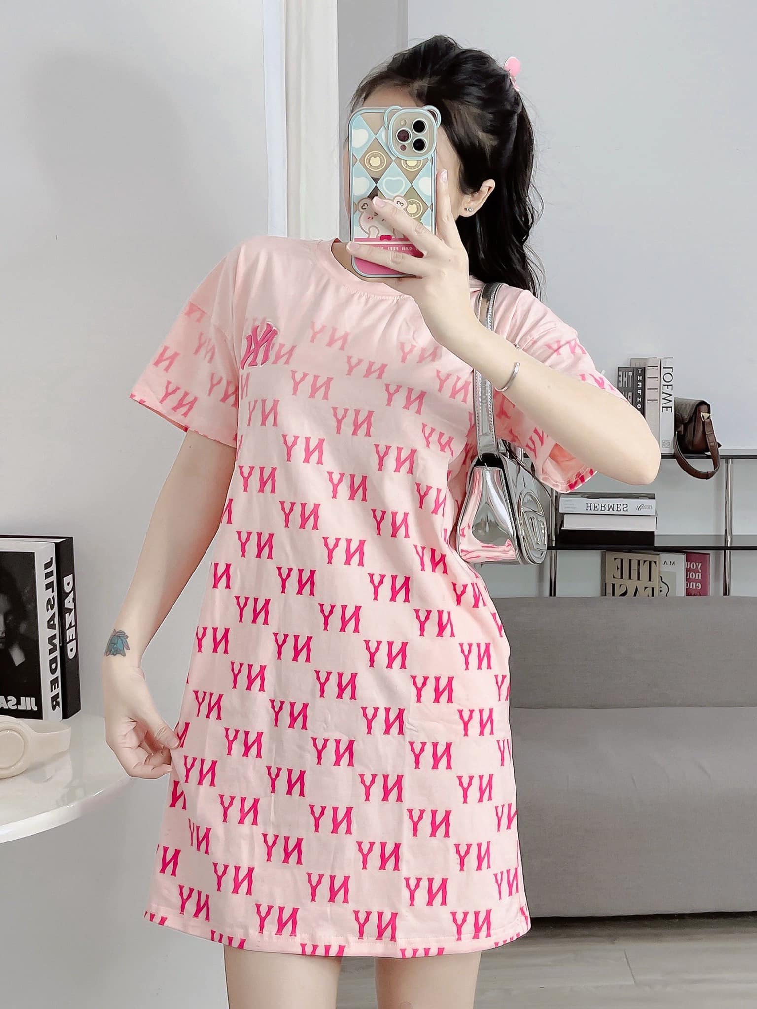 [🆕🇻🇳] Thời Trang MLB – Chuyên cung cấp các sản phẩm thời trang MLB cao cấp 🧑‍🧒❤️️👶⭐️ Đầm New giá sale các chị nhé
Sẵn các size
, shares-0✔️ , likes-8❤️️ , date-2024-05-24 19:34:19🇻🇳🇻🇳🇻🇳📰🆕