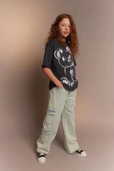 [🆕🇻🇳] Bùi Cốm shop – Quần áo trẻ em xuất khẩu 🧑‍🧒❤️️👶⭐️ HÀNG CÓ SẴN
Áo phông size đại bé gái, toàn mẫu xinh lắm nha.
* Size 8/10 đến 20 (tương đương size 8/10T đến 14/16T)
* Hàng có sẵn tại 128 Hoa Bằng, HN
, shares-0✔️ , likes-8❤️️ , date-2024-05-15 20:17:01🇻🇳🇻🇳🇻🇳📰🆕